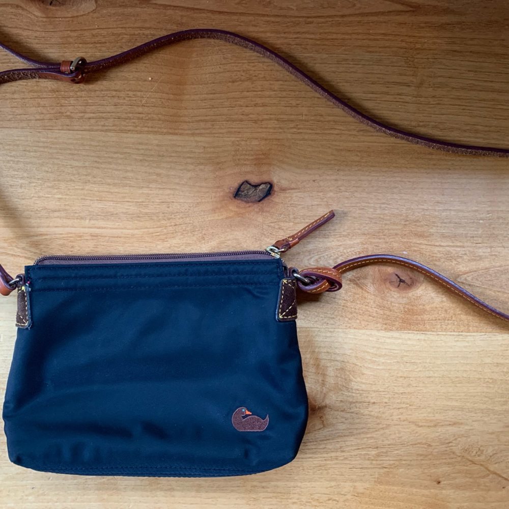 Dooney & Bourke Cross Body Bag